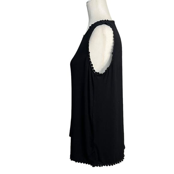 HALOGEN Black Dot Lace Trim Sleeveless Top Relaxed Fit Women's Size Medium - Picture 3 of 6